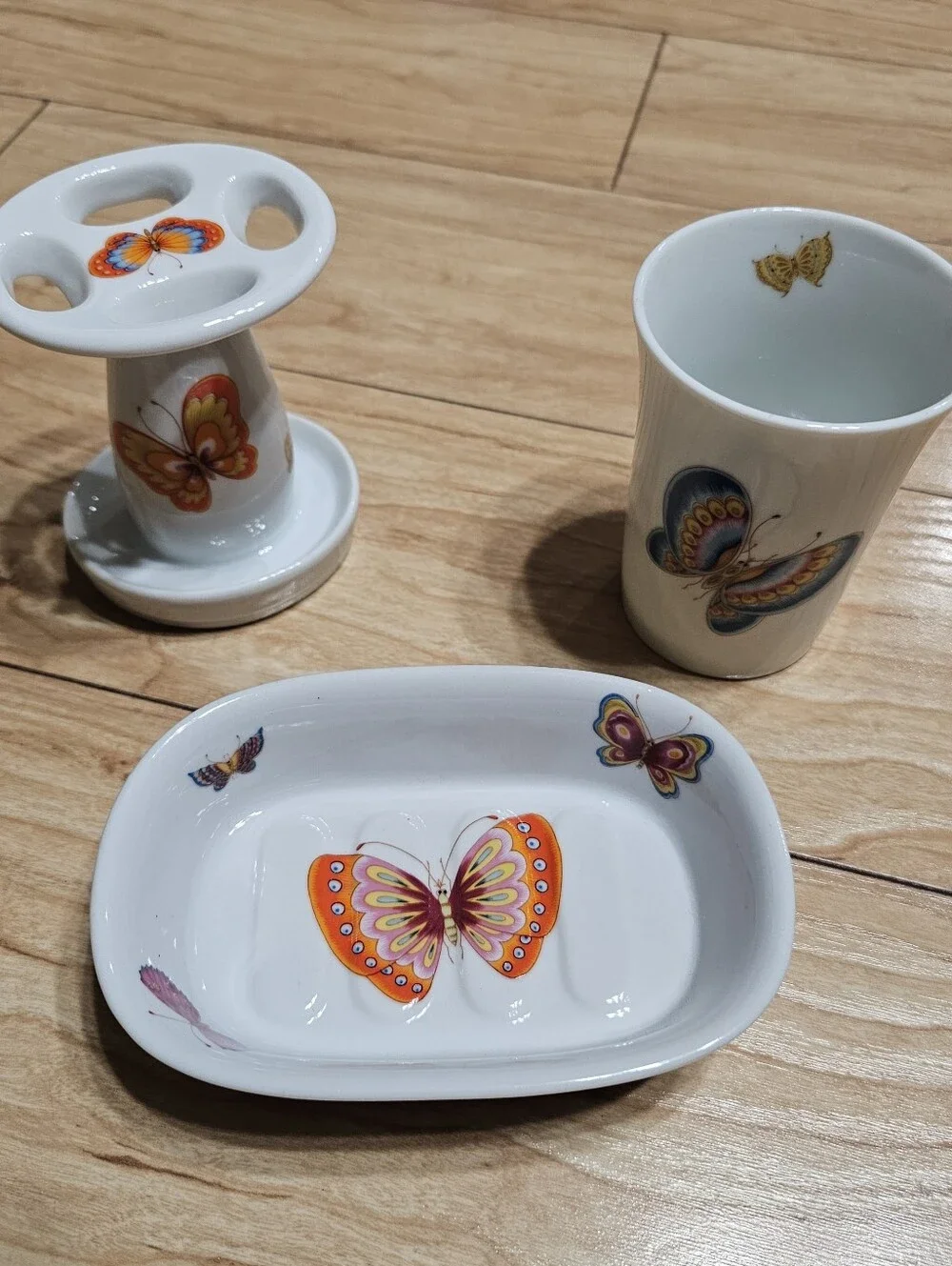 Counterpoint San Francisco Butterfly Bath Set 3pc Porcelain Multicolor Vintage